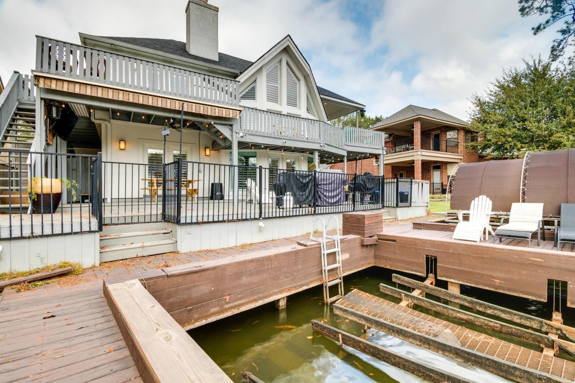 Dock And Outdoor Entertainment Home On Lake Conroe Montgomery Esterno foto